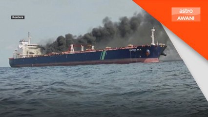 Dua kapal tangki terbakar di luar pantai Singapura