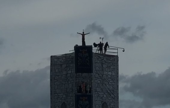 Diver debates if he 'should stay or go' at Red Bull Cliff Diving World Series in Ballycastle