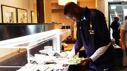 Pâtes, salades, omelettes ou riz pour les Bleus ?