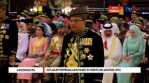 PM membaca surat pengisytiharan sempena Istiadat Pertabalan YDP Agong