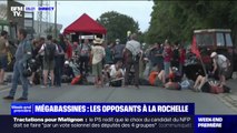 Mégabassines: les opposants se sont réunis à La Rochelle pour bloquer un bâtiment du groupe Soufflet