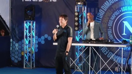 "Chi non salta juventino è": Conte ferma i tifosi