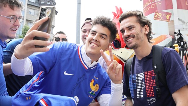 Paroles de supporters avant les Pays-Bas