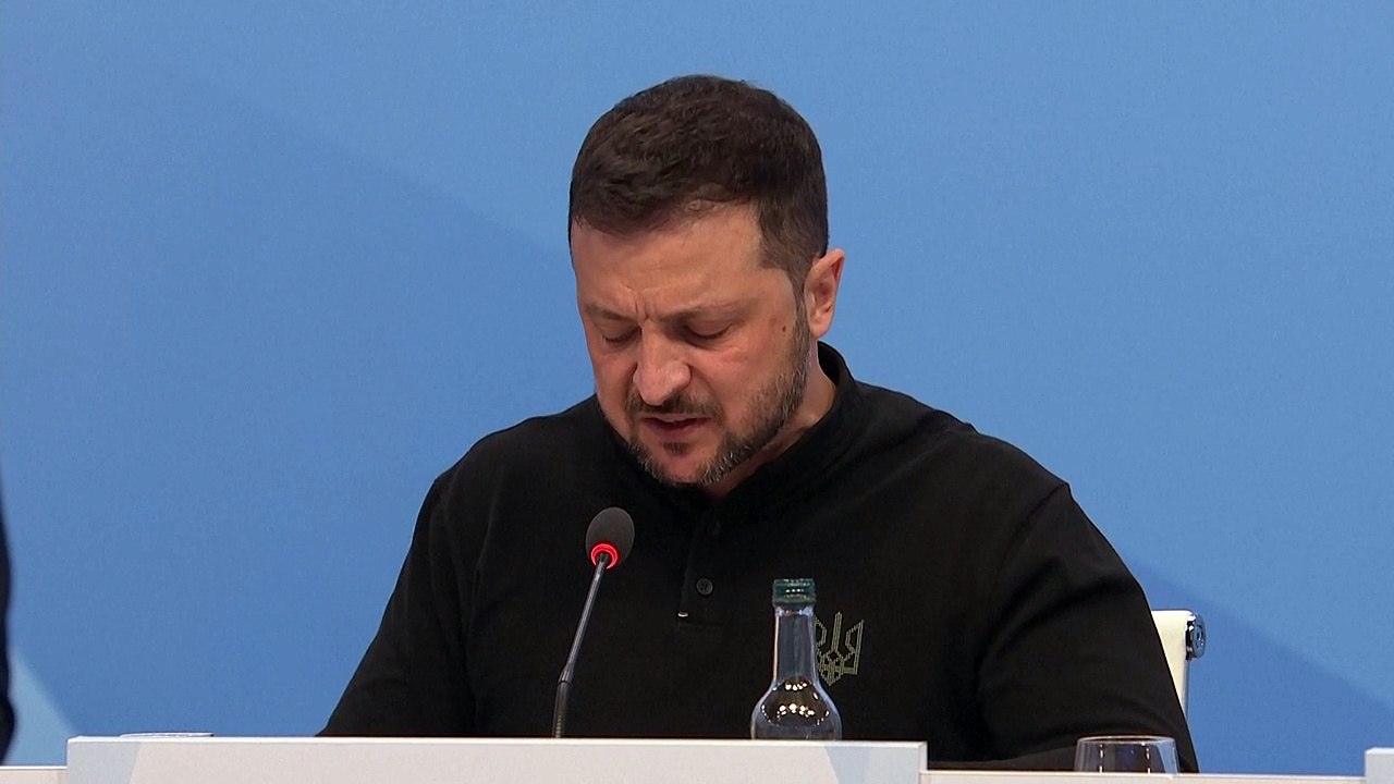 Por telefone, Trump prometeu a Zelensky 'acabar com a guerra' na Ucrânia