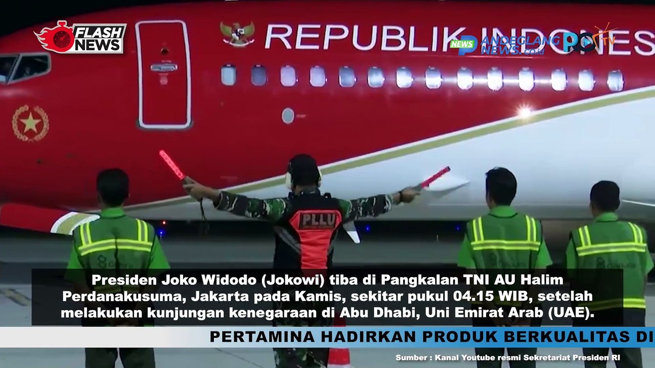 PRESIDEN JOKOWI TIBA DARI ABU DHABI DI PANGKALAN TNI AU HALIM PERDANAKUSUMA DISAMBUT KAPOLRI JENDERAL POLISI LISTYO SIGIT PRABOWO