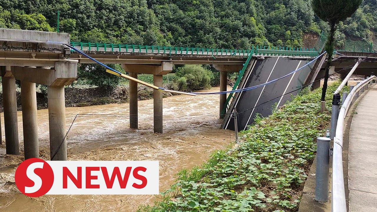 11 dead after bridge collapses in northwest China