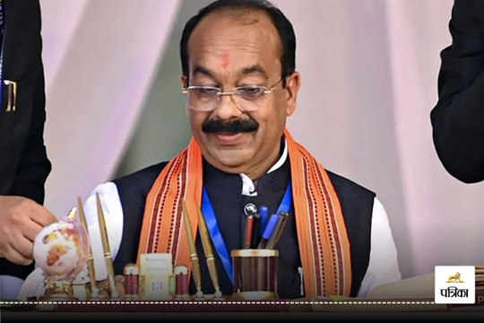 CG Politics: छत्तीसगढ़ के डिप्टी सीएम का कांग्रेस पर अटैक, बोले - भ्रम फैलाने का काम कर रही लेकिन...देखें Video