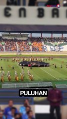 Momen Kocak Legenda Persib Dikepung Anak-anak Saat Pembukaan Piala Presiden 2024