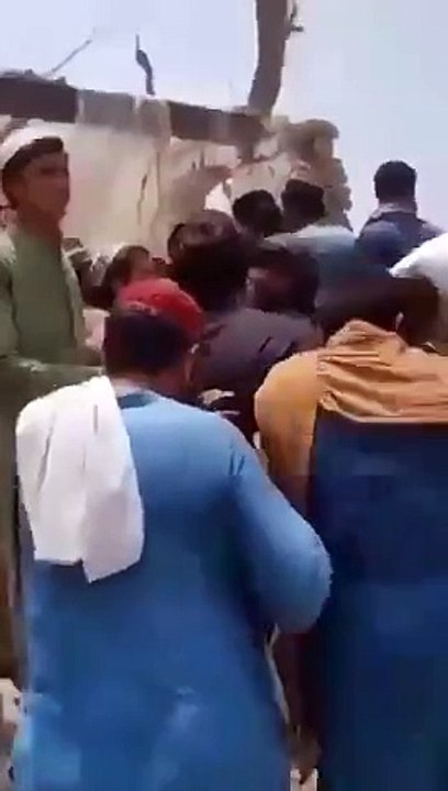 PTI workers attack army in bannu cant