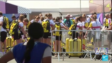 JO 2024 : des athlètes du monde entier arrivent au Village olympique de Paris