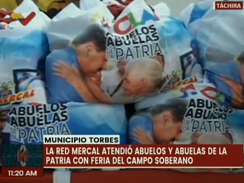 Táchira I Adultos mayores del mcpio. Torres fueron bendecidos con la entrega de combos alimenticios