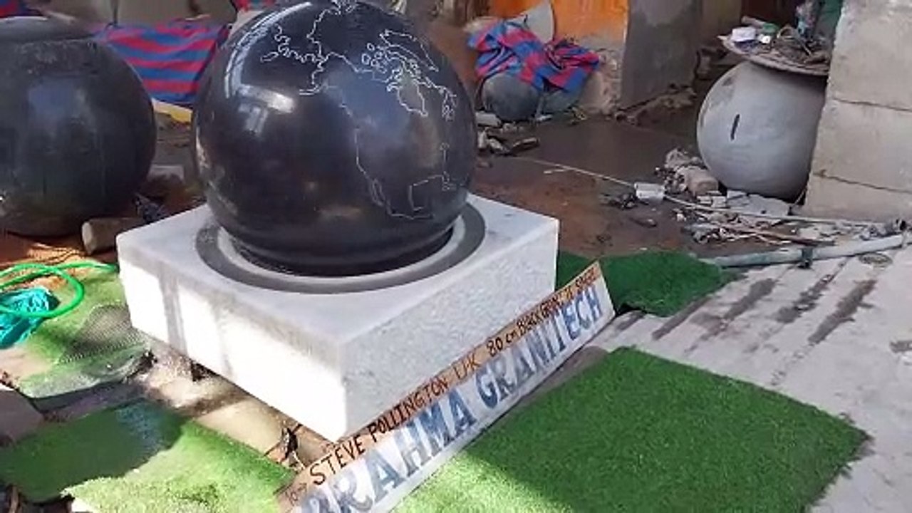 ball fountain,kugel fountain,sphere fountain