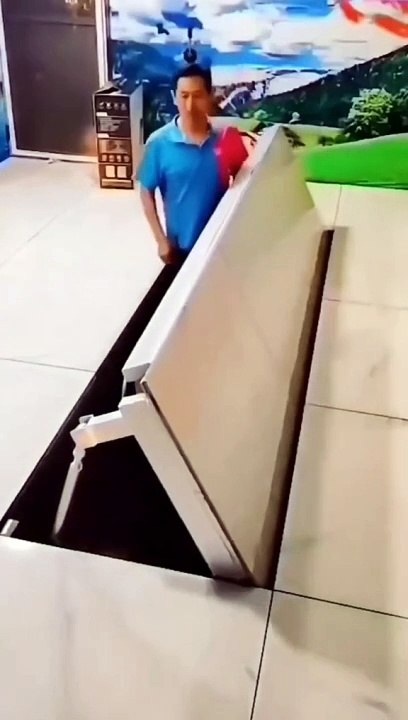 SR