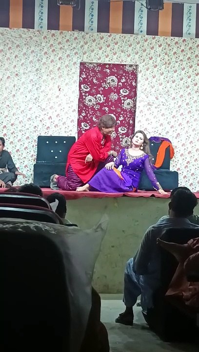 انمول ٹھیٹر حجرہ شاہ مقیم
