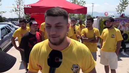 İzmit'te modifiyeli araçlar festivali: Vatandaşlardan yoğun ilgi