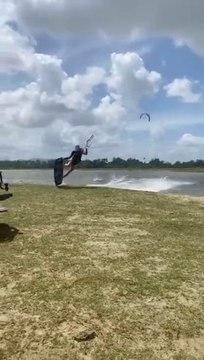 Kitesurfing Darkslide #shorts #kitesurfing