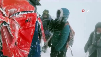 Ağrı Dağı'nda iki dağcı 4 bin 600 metrede fırtına ve siste yollarını kaybettiler, donarak öldüler