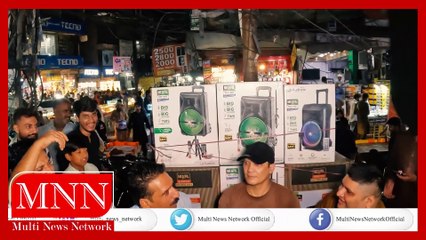 Fierce Fight Between PML-N And PTI Watch In HD Urdu/Hindi