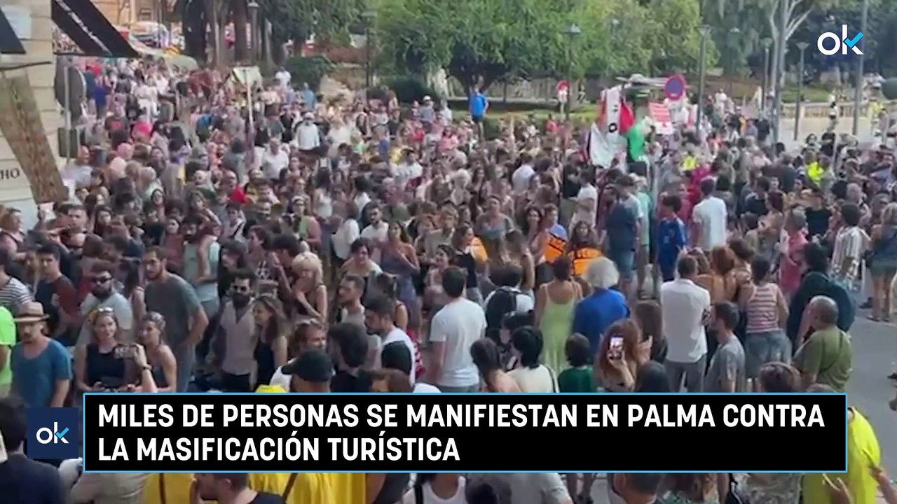 Miles de personas se manifiestan en Palma contra la masificación ...