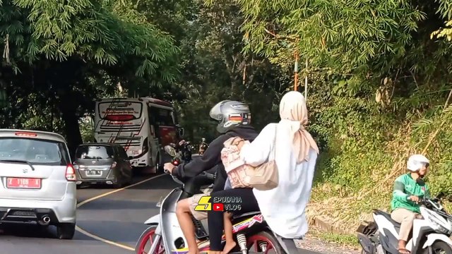 Kompilasi telolet basuri || bus viral