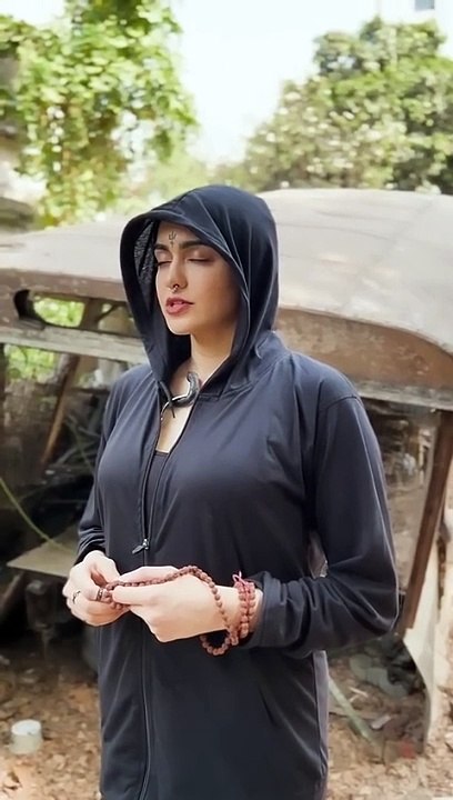 Trending_since_a_week_thank_you_for_giving_so_much_pyar_to_our_version_of_the_Shiv_Tandav_Stotram(480p)