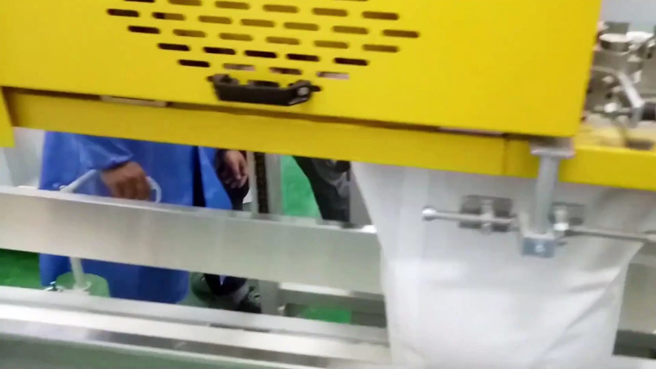 25KG Wheat Flour Kraft Paper Bag Bagging Machine Powder Material Packaging Machine Open Mouth Bagger