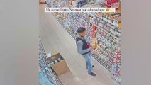 Este reponedor de un supermercado lleva 25M de visitas por este vídeo de la cámara de seguridad