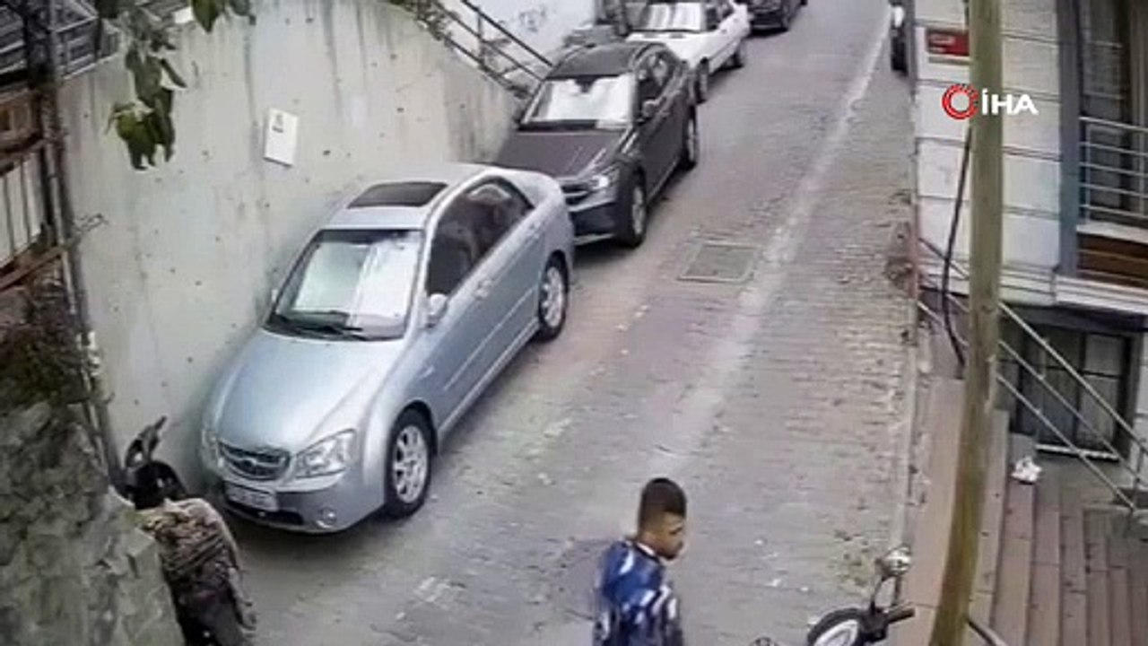 İstanbul'un ''hırsız örümcek adamı'' kamerada: 2'nci kata böyle tırmandı