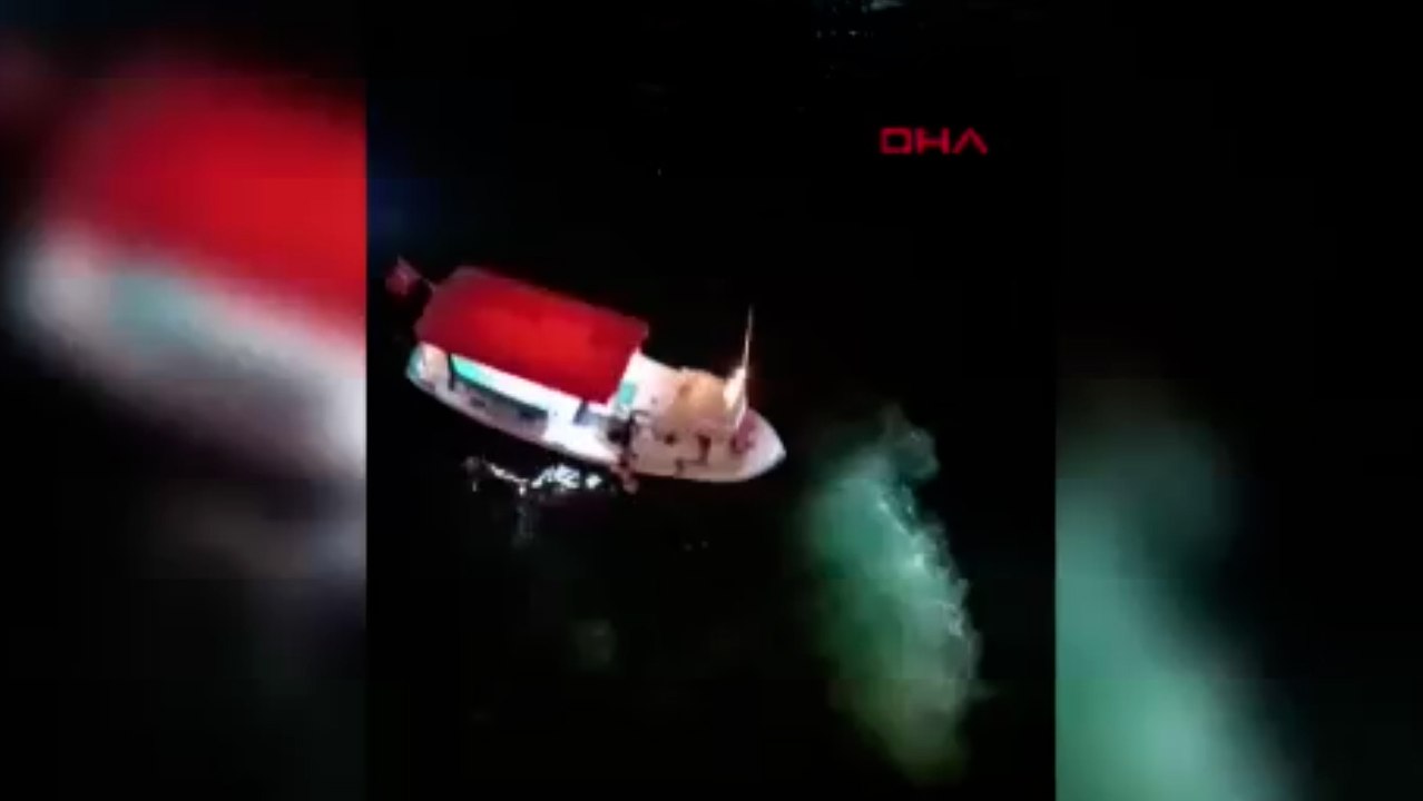 Haliç Metro Köprüsü’nden denize düşen kadın kurtarıldı