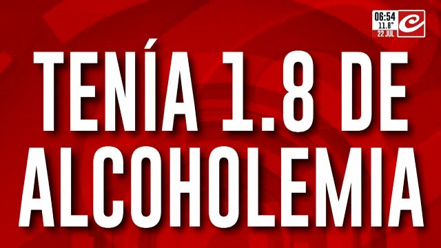 Taxista completamente borracho condujo a contramano y se llevó todo puesto