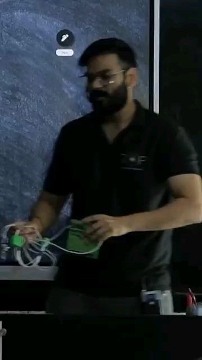 Tinku Vs Pinku....