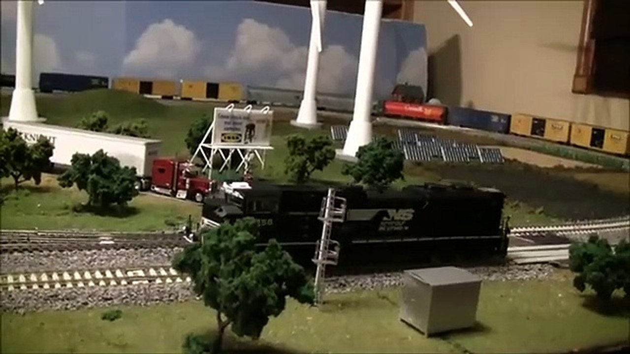 Athearn Genesis SD70M-2 review HO Scale