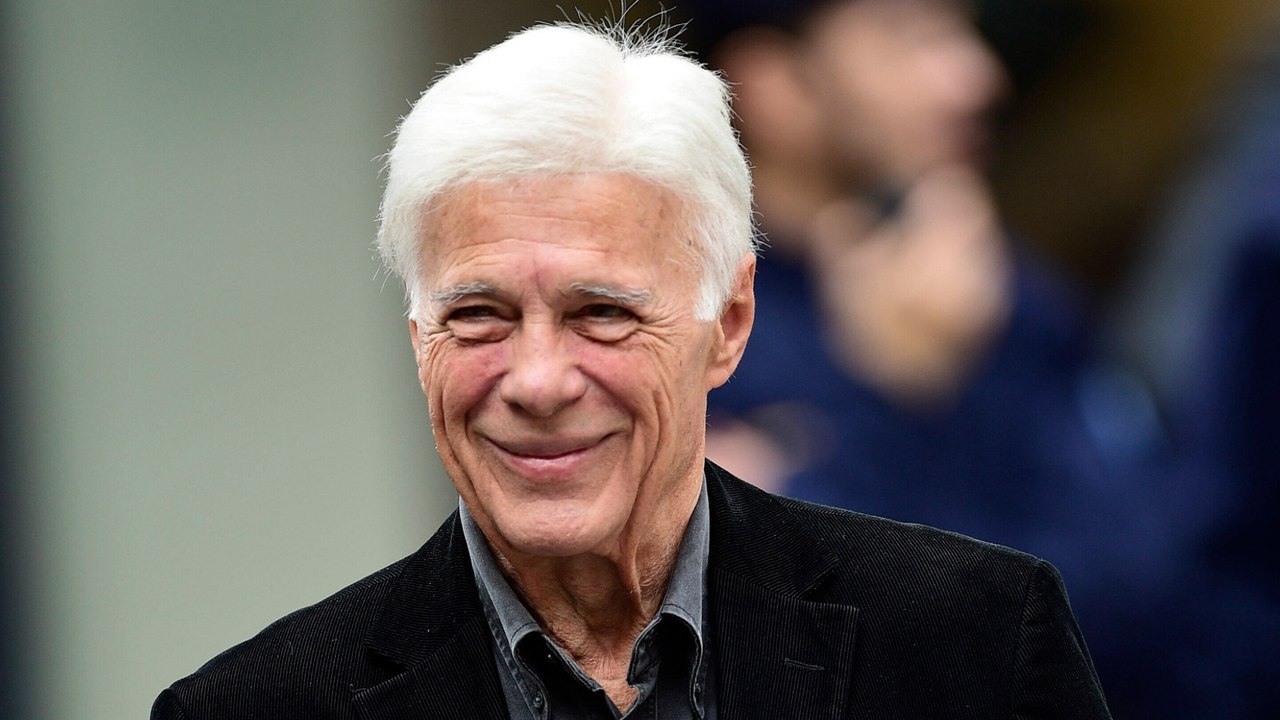 GALA VIDEO - Guy Bedos papa poule, les confidences de sa fille Victoria : “ll n’était pas à l’aise avec le fait que je flirte…”