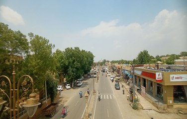 Watch Video: आकाश में बादलों की आवाजाही, गर्मी के तेवर बरकरार