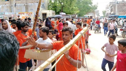 सवाईमाधोपुर..कावडिय़ों ने बनास नदी से जलभकर घुश्मेश्वर महादेव में की पूजा