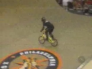 BMX 8-18-02 X-games matt hoffman no handed 900 SSSSick