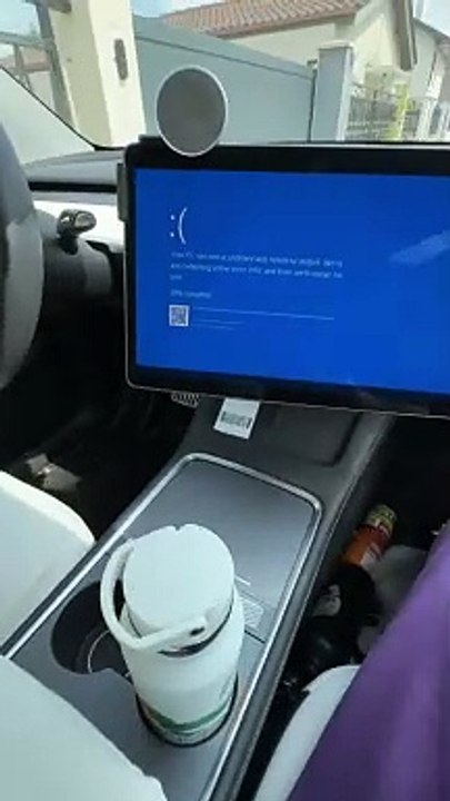 Ma Tesla a eu un écran bleu du bug Windows…