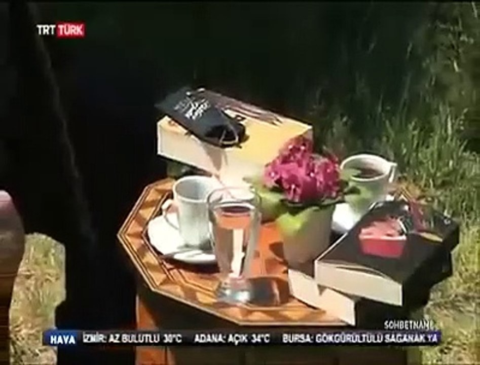 Sultan Vahdettin Han'ın Torunu Hanzade Özbaş'ın Üstad Kadir Mısıroğlu'yla Röportajı (TRT Türk,23 Ağustos 2015)