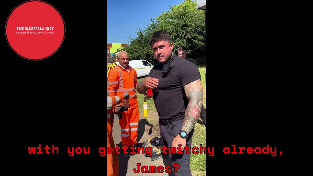 Blade Runner confronts security, put in place to protect engineers erecting #ULEZ Cameras in #London-(1080p)