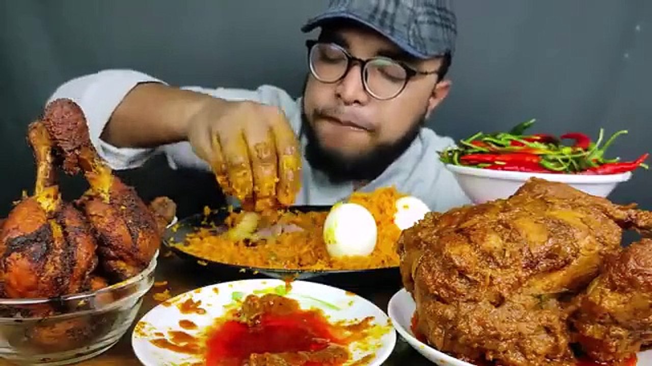 SPICY WHOLE CHICKEN CURRY, SPICY MUTTON CURRY  CHICKEN FRY LEG PIECE WITH FRIED RICE, EATING SHOW