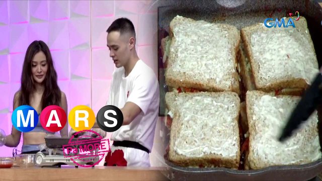 Gawing CHEESY ang meryenda with Kris Bernal’s Cheesy Kimchi Sandwich! | Mars Pa More