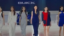 美女车模集体亮相28
