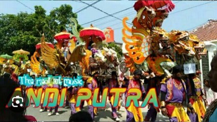 Andi putra one - tamu kondangan