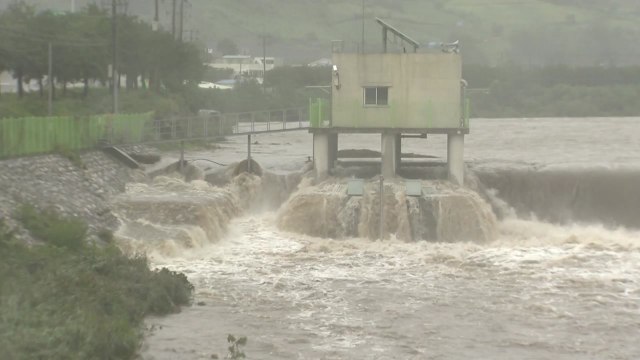 [날씨] 중부 장맛비·남부 폭염...밤사이 중북부 '강한 비' / YTN