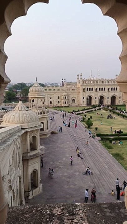 Lucknow imambada