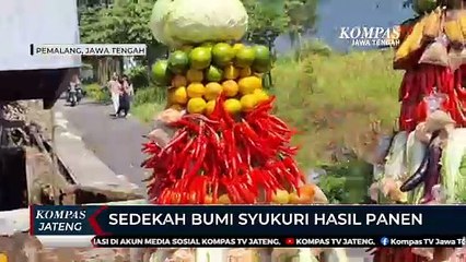 Sedekah Bumi Syukuri Hasil Panen