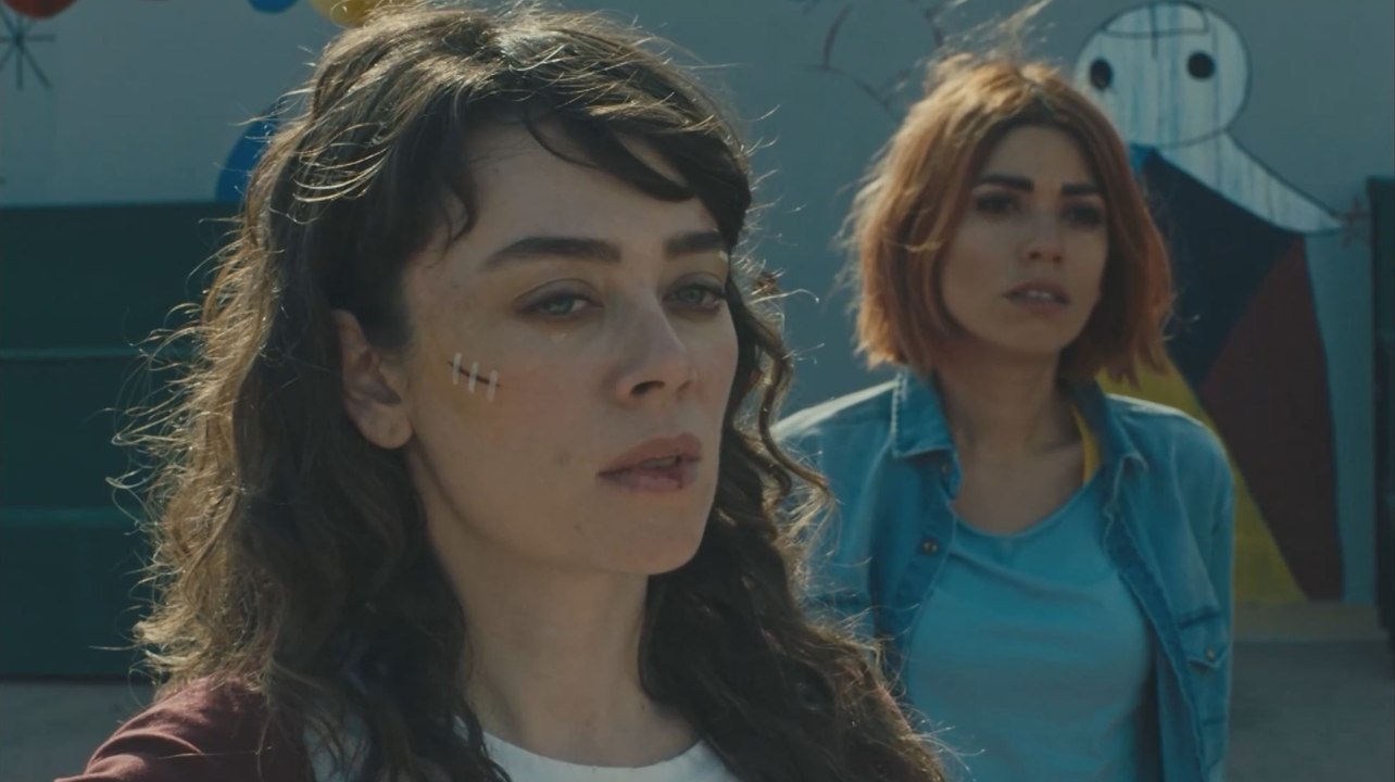 El Patio - Capitulo 19 (AUDIO ESPAÑOL) | Avlu