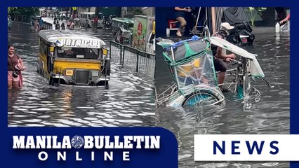 Heavy flooding in front of Navotas City Hall caused by Typhoon Carina