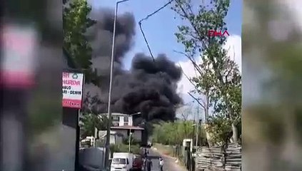 İstanbul'da geri dönüşüm tesisinde yangın