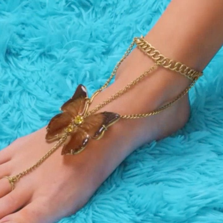 Summer strut: mastering leg-focused fashion trends!